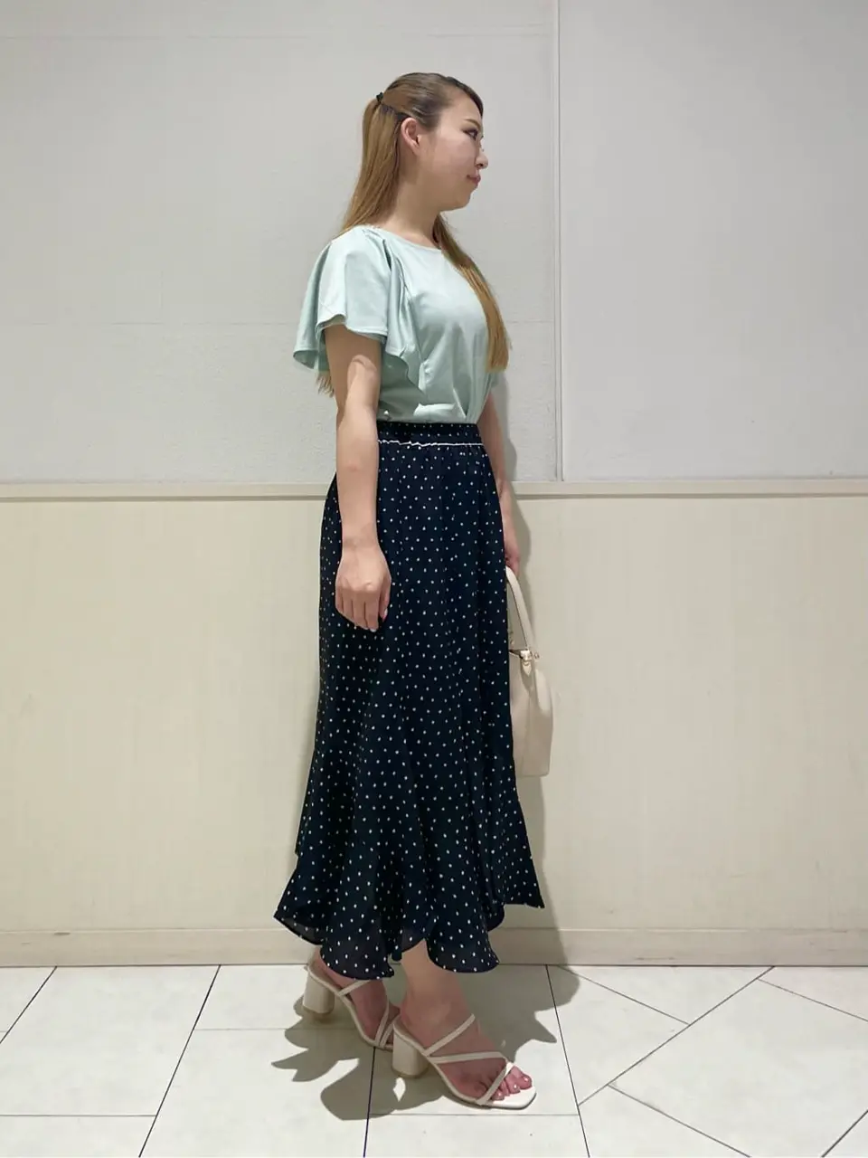 ANY SIS 土居 コーディネート画像