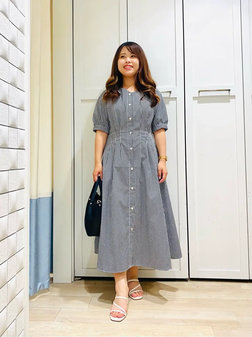 ANY SIS スタッフ コーディネート画像