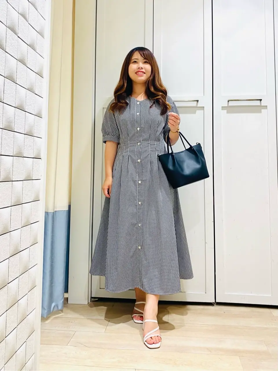 ANY SIS スタッフ コーディネート画像