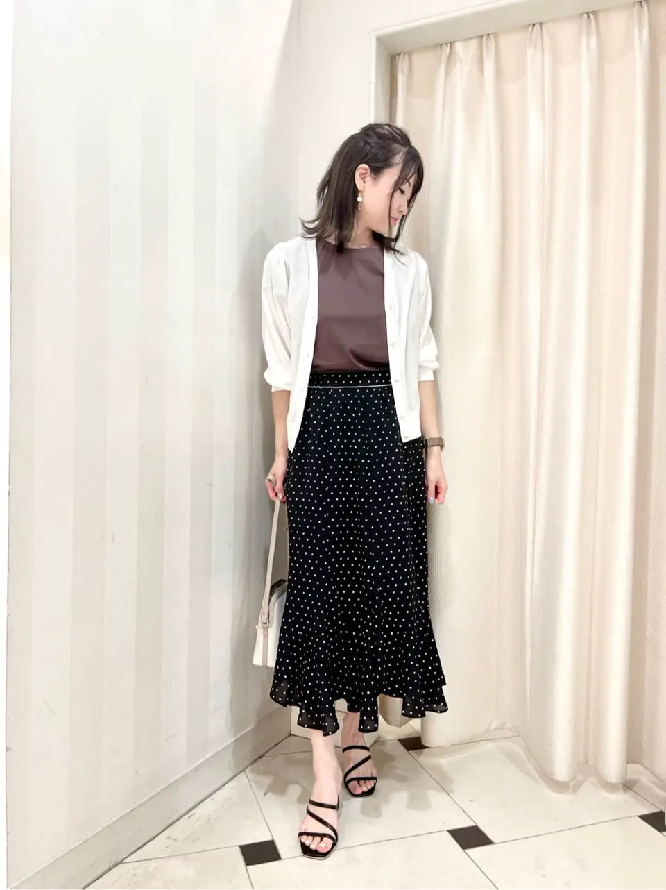 ANY SIS 金井 コーディネート画像