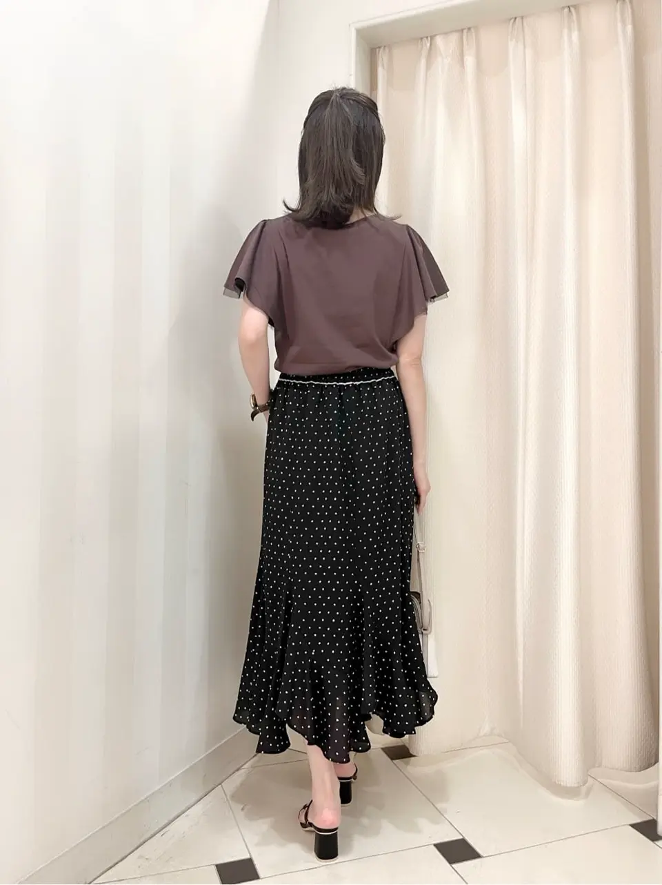 ANY SIS 金井 コーディネート画像