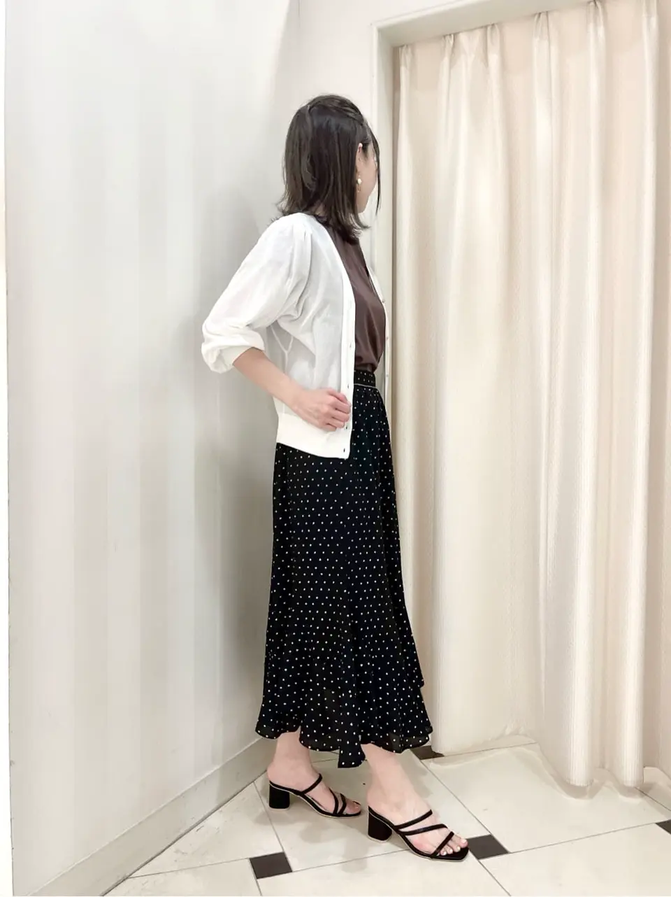 ANY SIS 金井 コーディネート画像