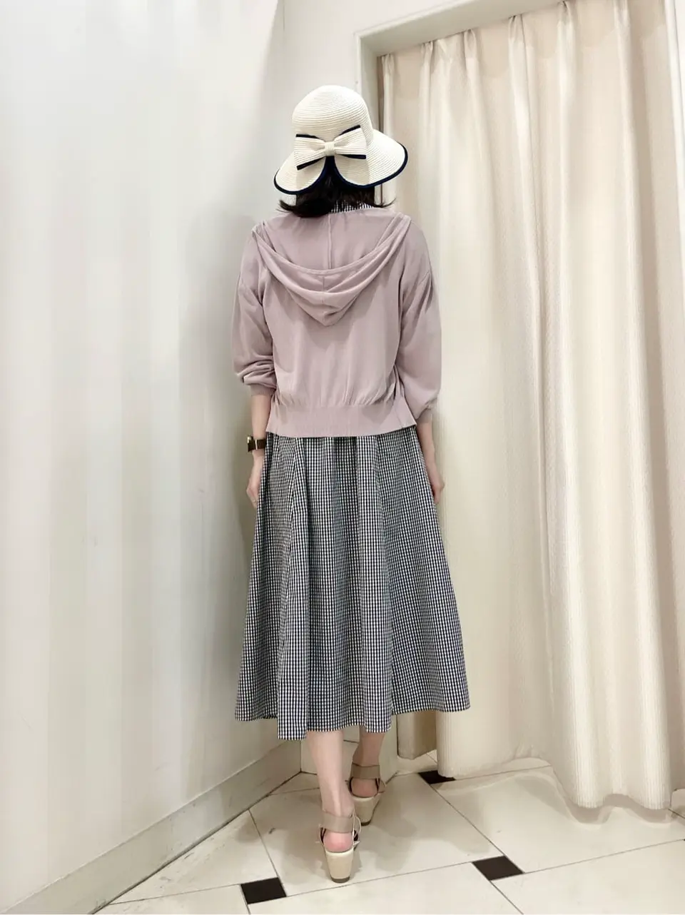 ANY SIS 金井 コーディネート画像