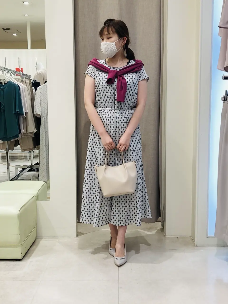 ANY SIS 川根　彩 コーディネート画像