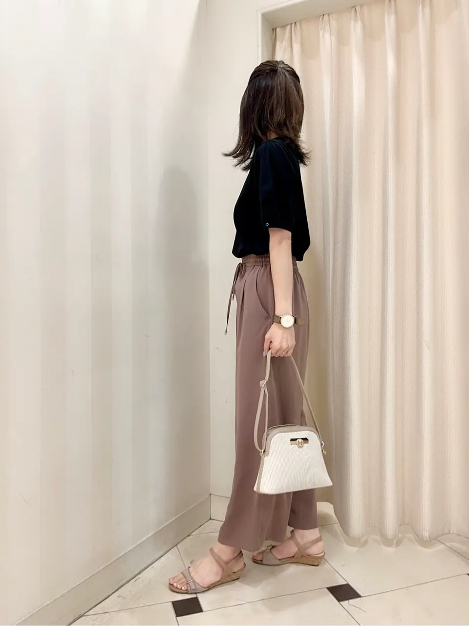 ANY SIS 金井 コーディネート画像