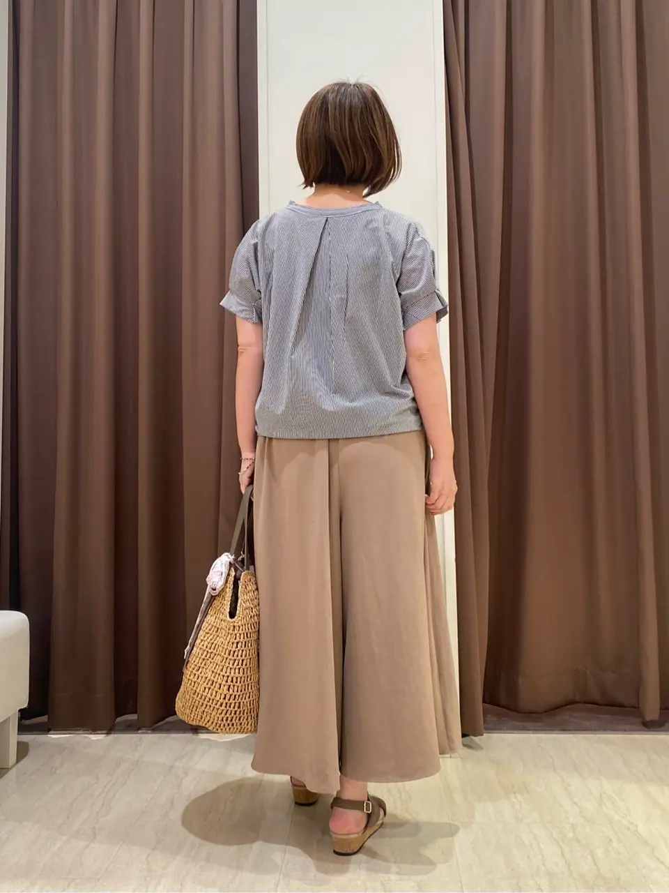 ANY SIS 岩本 コーディネート画像