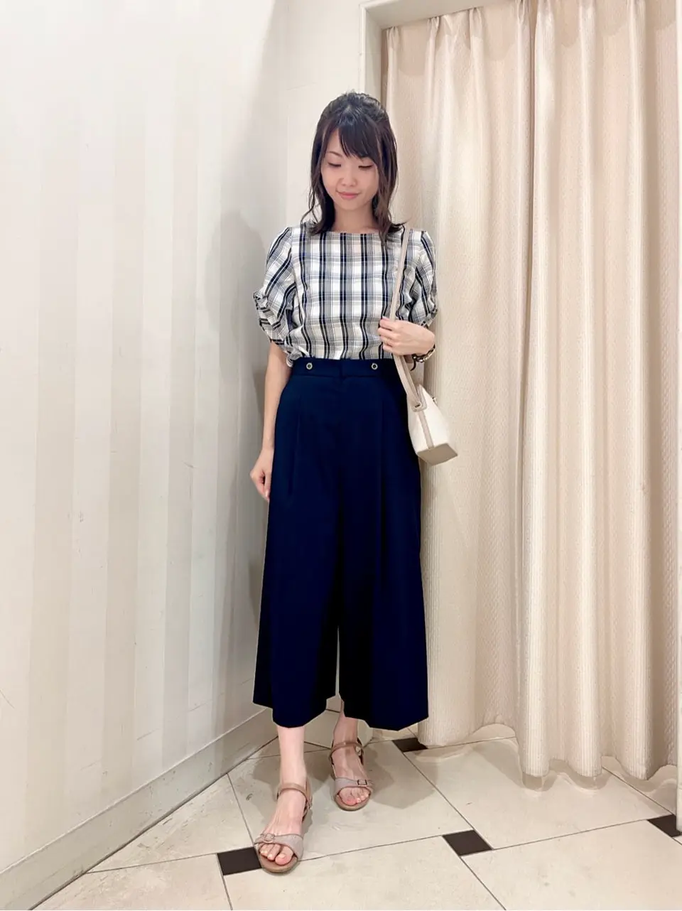 ANY SIS 金井 コーディネート画像