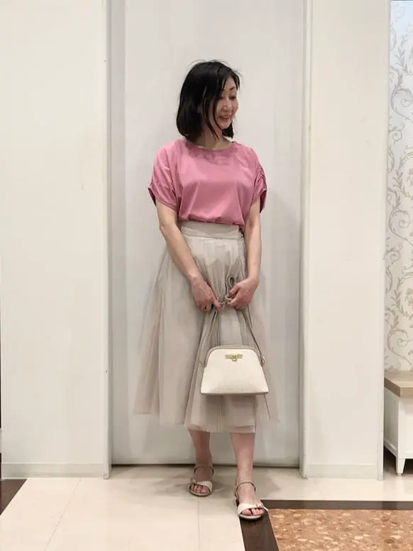 ANY SIS スタッフ コーディネート画像