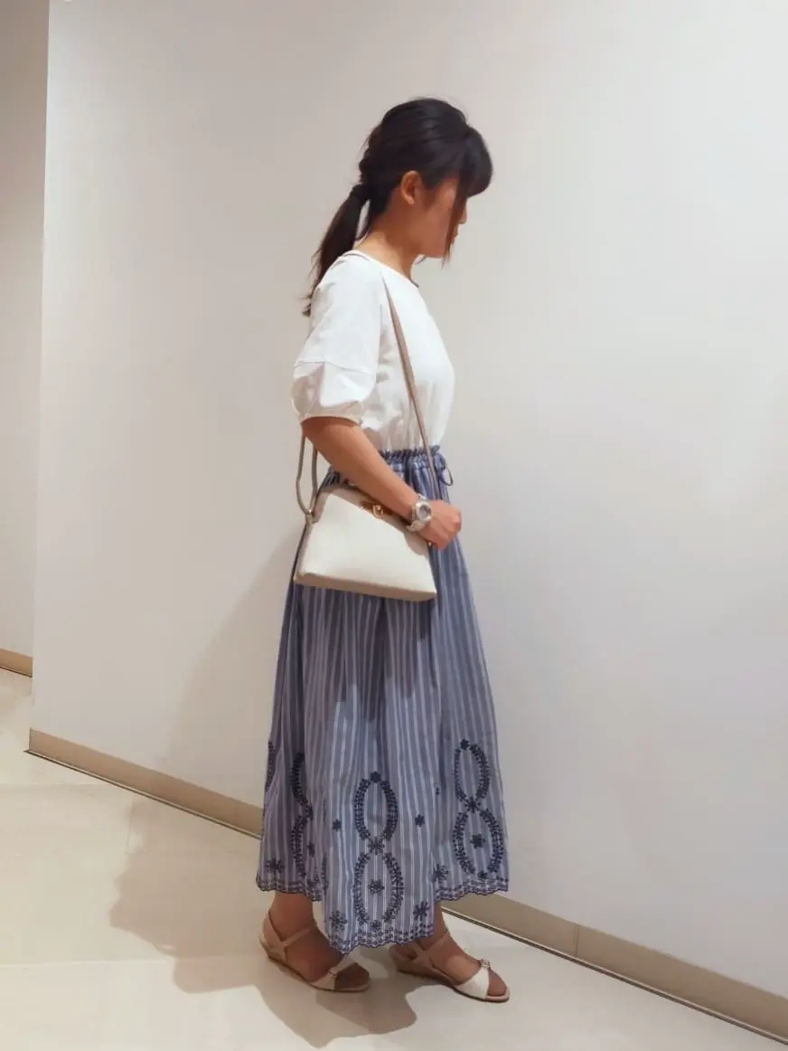 ANY SIS 権田 コーディネート画像