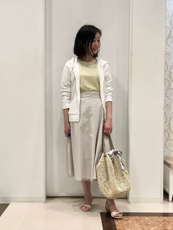 ANY SIS スタッフ コーディネート画像