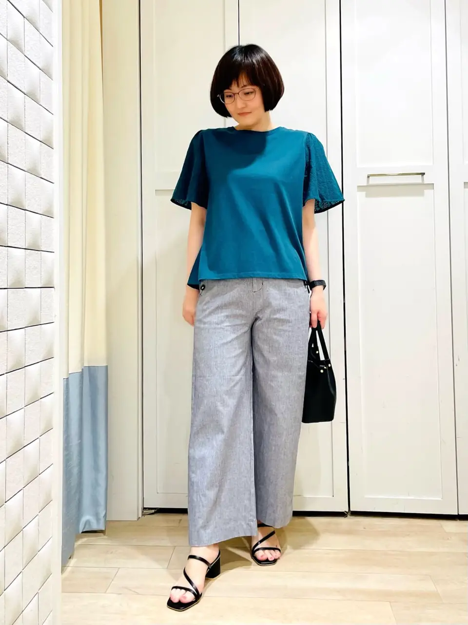 ANY SIS スタッフ コーディネート画像