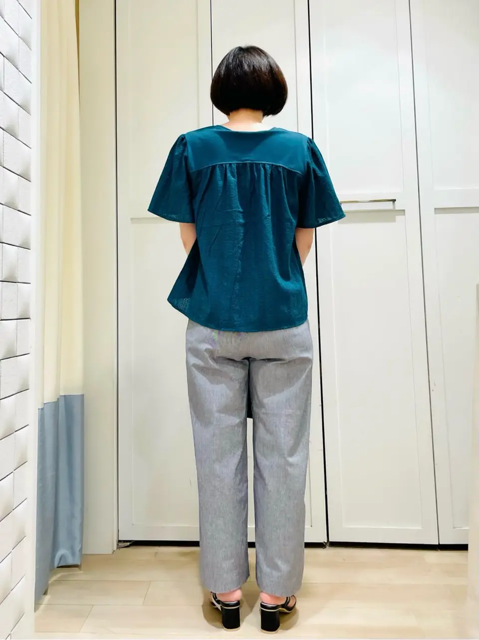 ANY SIS スタッフ コーディネート画像