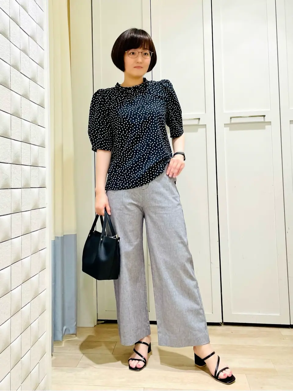 ANY SIS スタッフ コーディネート画像