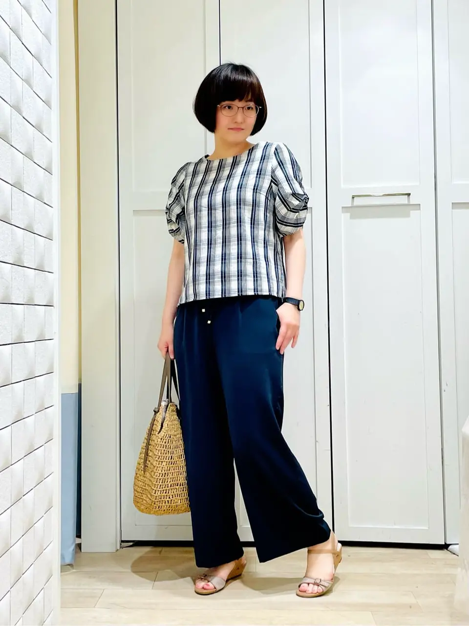 ANY SIS スタッフ コーディネート画像