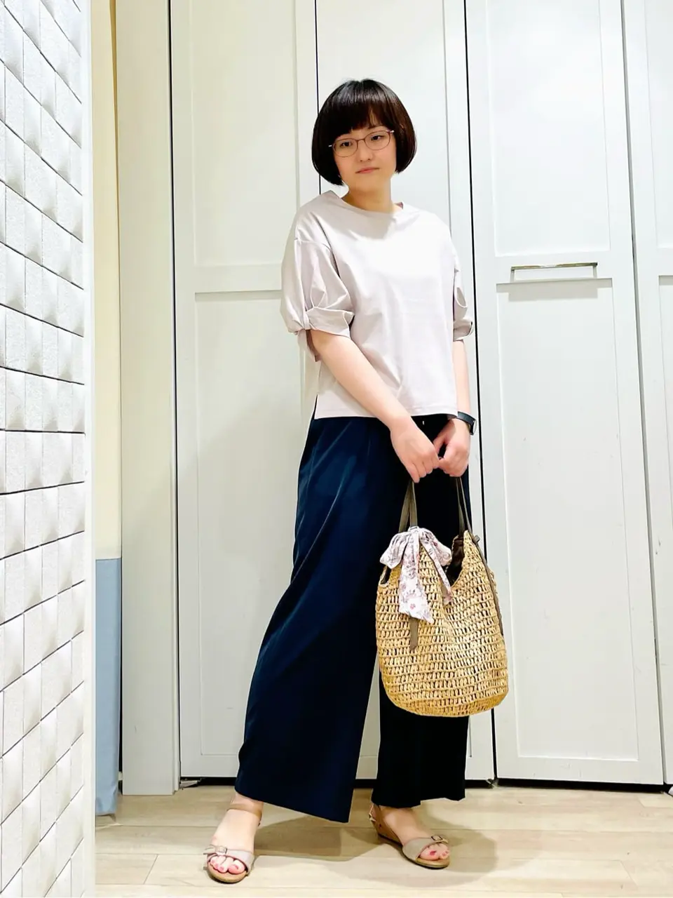 ANY SIS スタッフ コーディネート画像