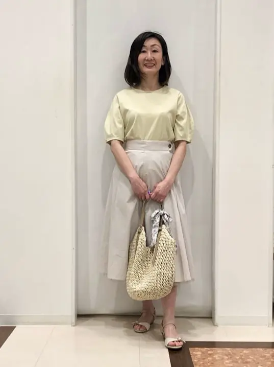 ANY SIS スタッフ コーディネート画像