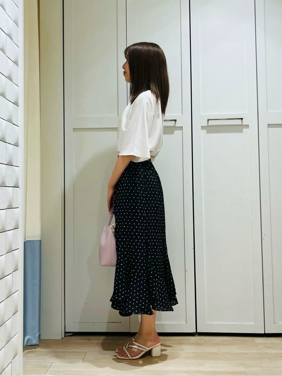 ANY SIS スタッフ コーディネート画像