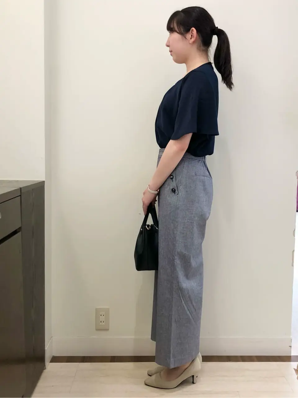 ANY SIS スタッフ コーディネート画像