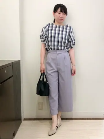 ANY SIS スタッフ コーディネート画像