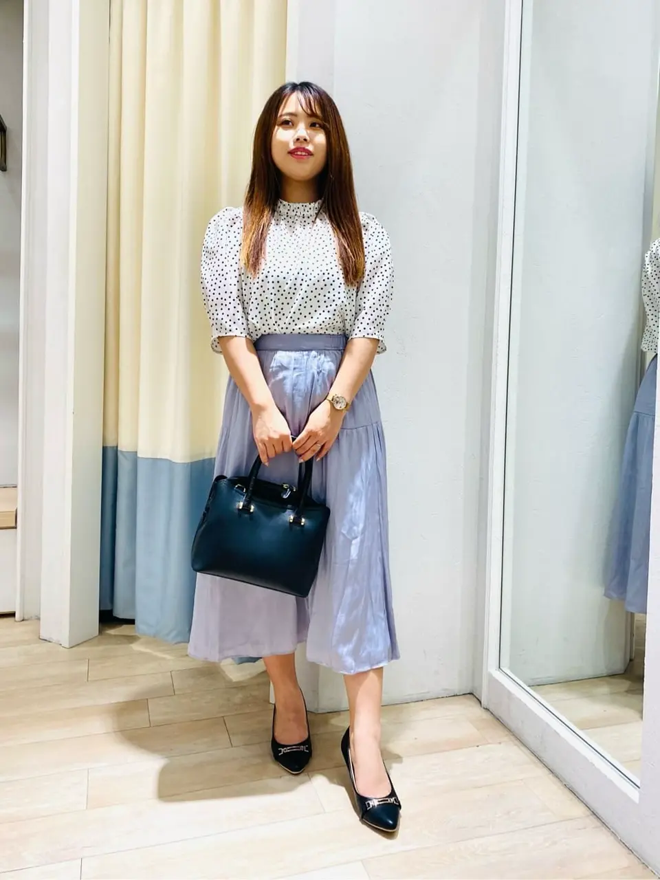 ANY SIS スタッフ コーディネート画像