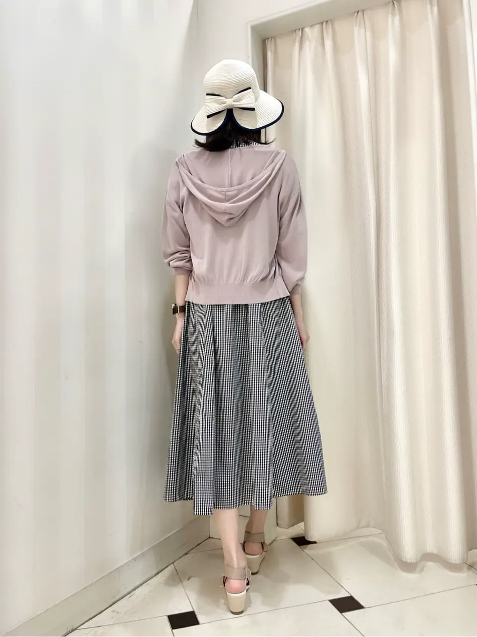 ANY SIS 金井 コーディネート画像