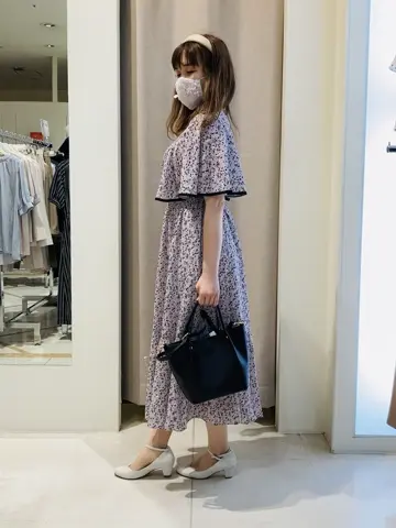 ANY SIS 川根　彩 コーディネート画像