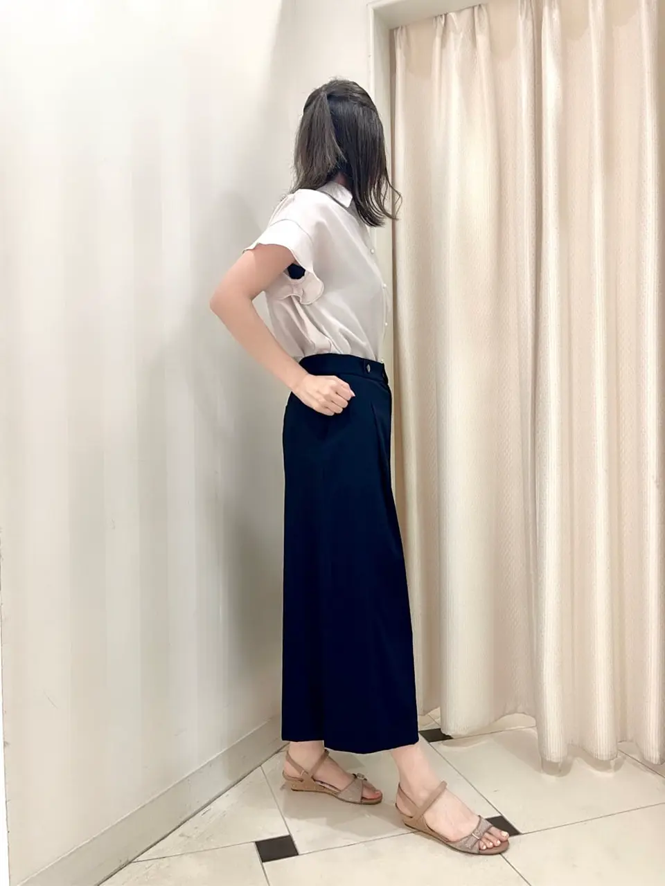 ANY SIS 金井 コーディネート画像