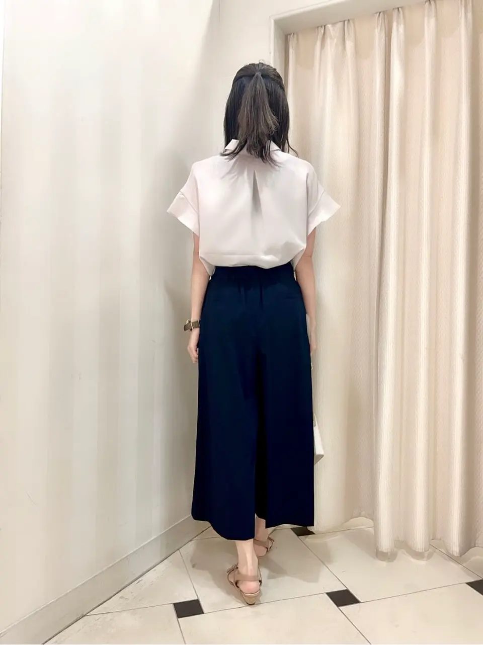 ANY SIS 金井 コーディネート画像