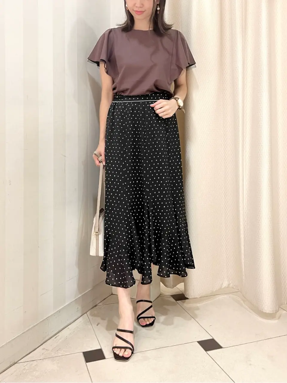 ANY SIS 金井 コーディネート画像