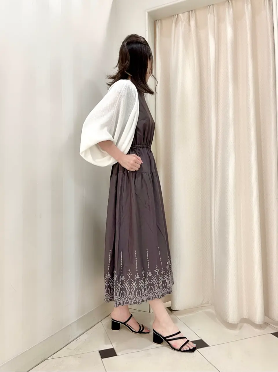 ANY SIS 金井 コーディネート画像