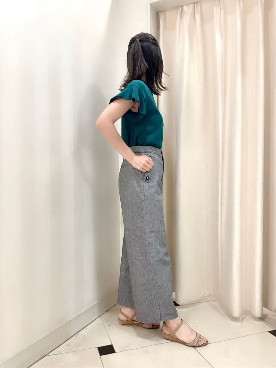 ANY SIS 金井 コーディネート画像