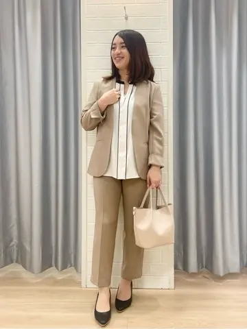 ANY SIS 丸岡 コーディネート画像