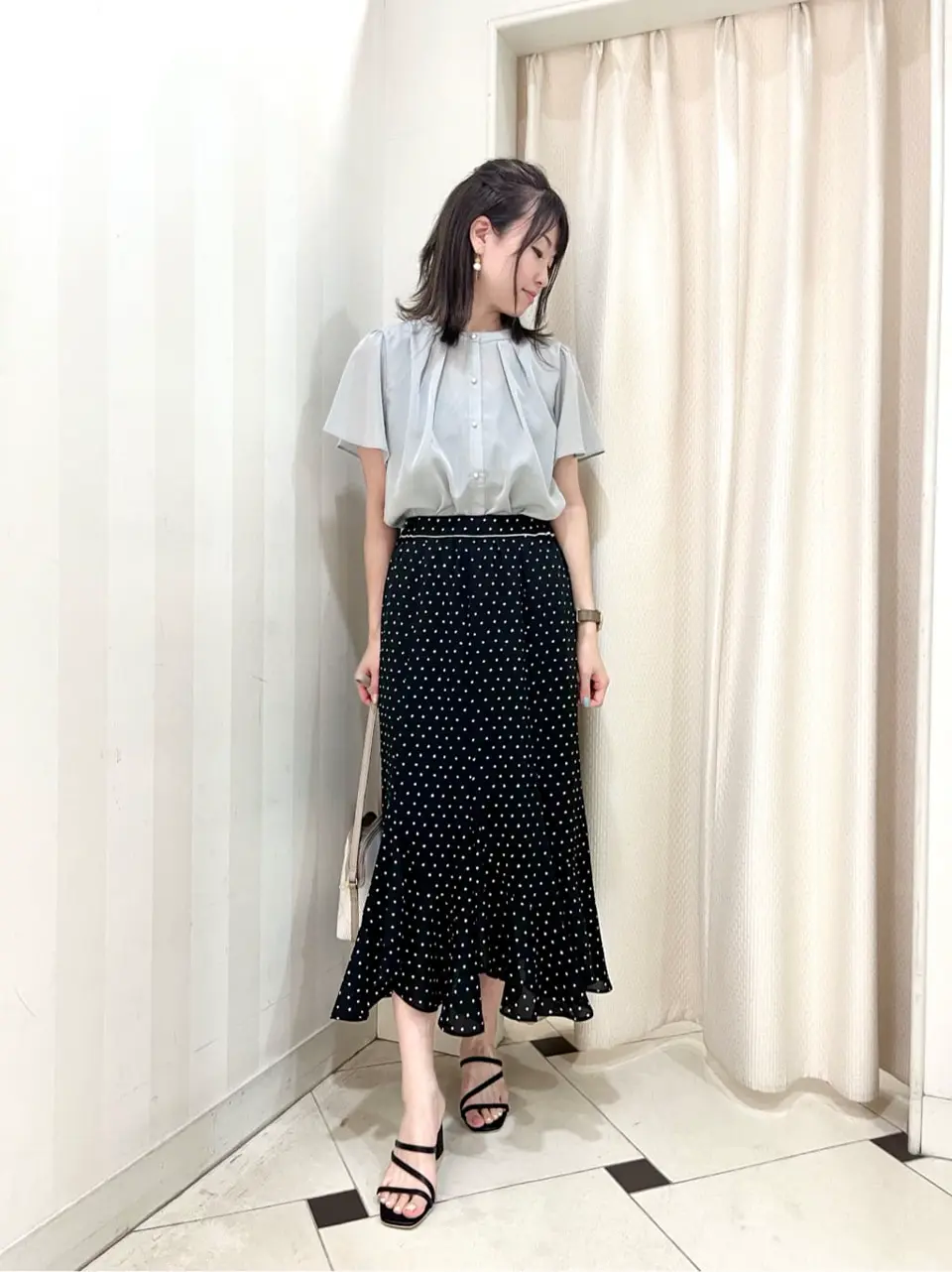 ANY SIS 金井 コーディネート画像