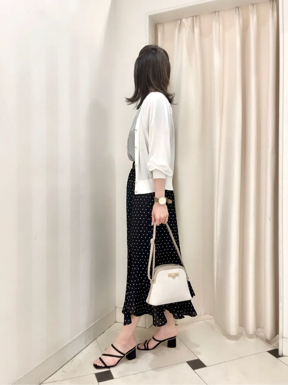 ANY SIS 金井 コーディネート画像