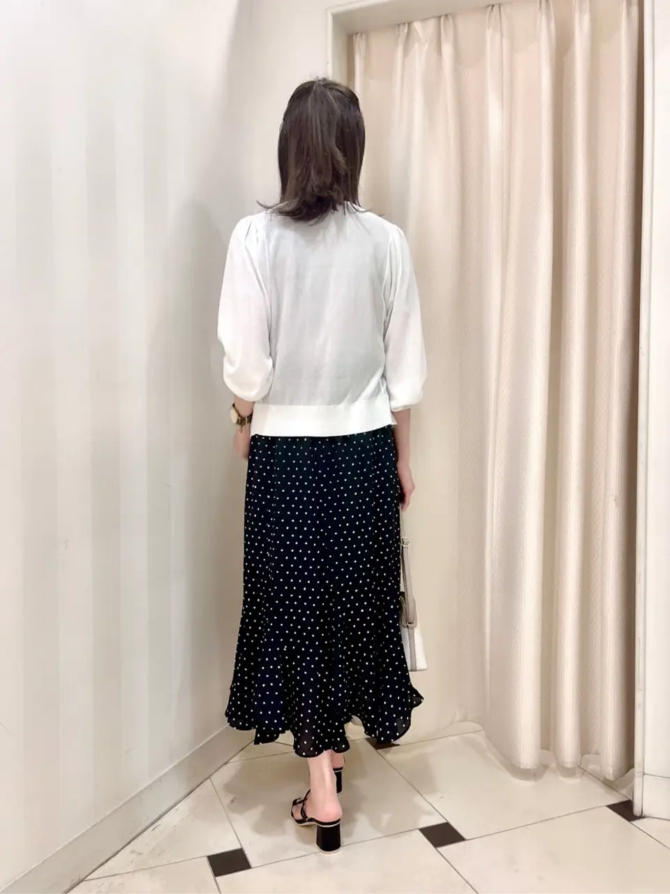 ANY SIS 金井 コーディネート画像