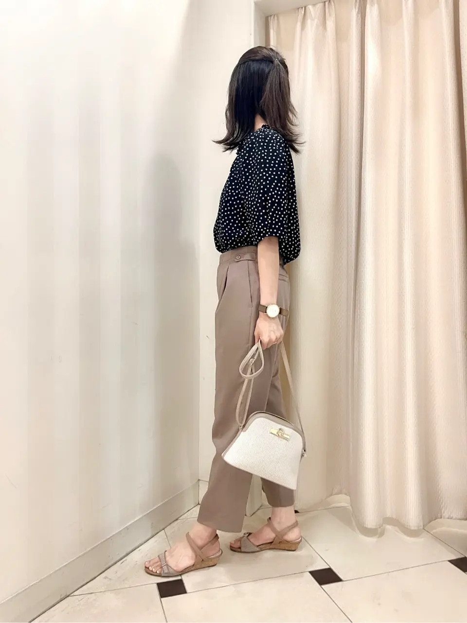 ANY SIS 金井 コーディネート画像