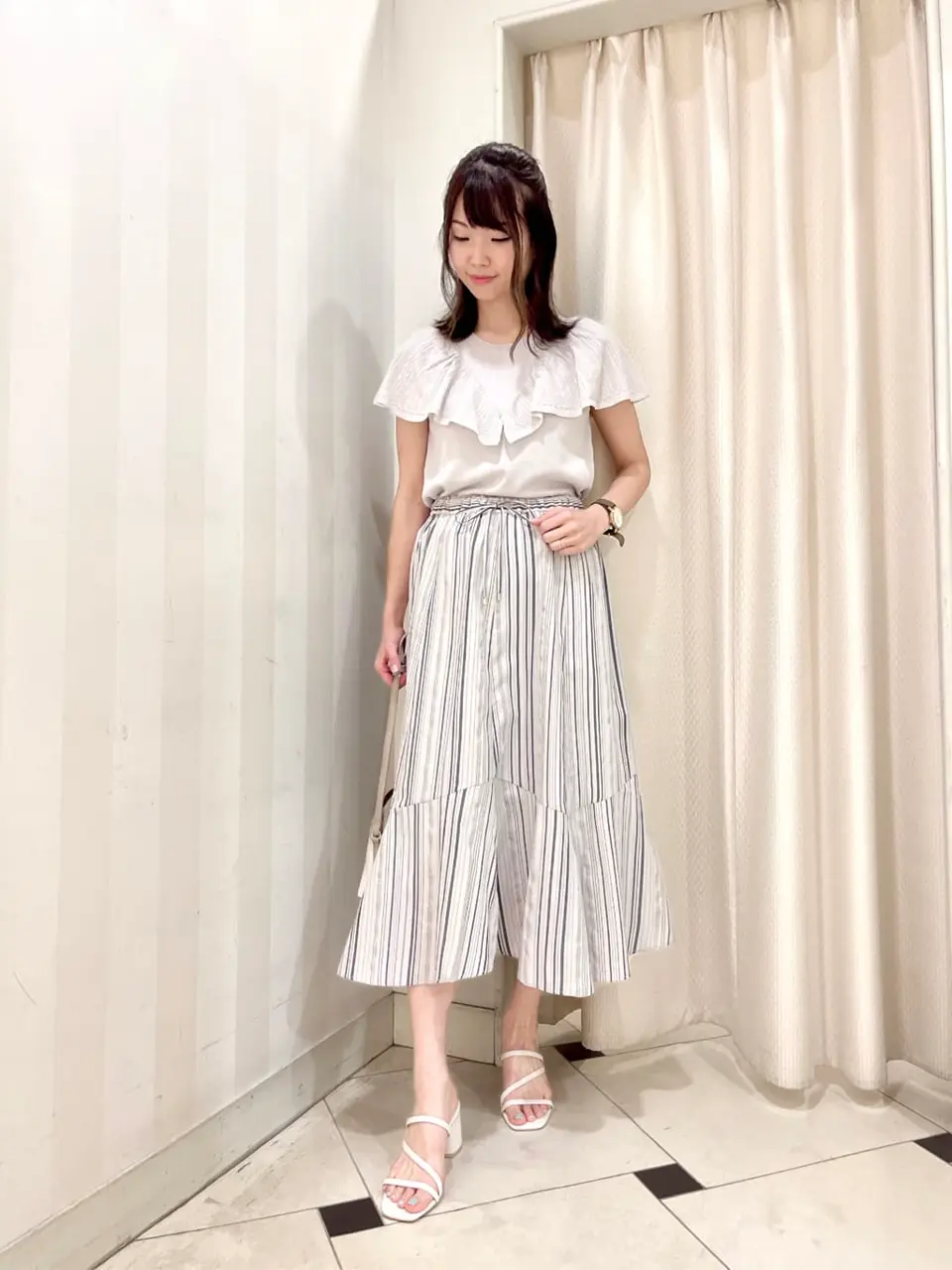 ANY SIS 金井 コーディネート画像