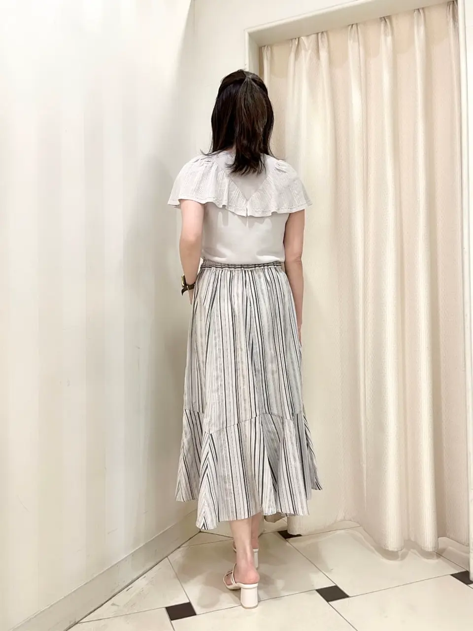 ANY SIS 金井 コーディネート画像