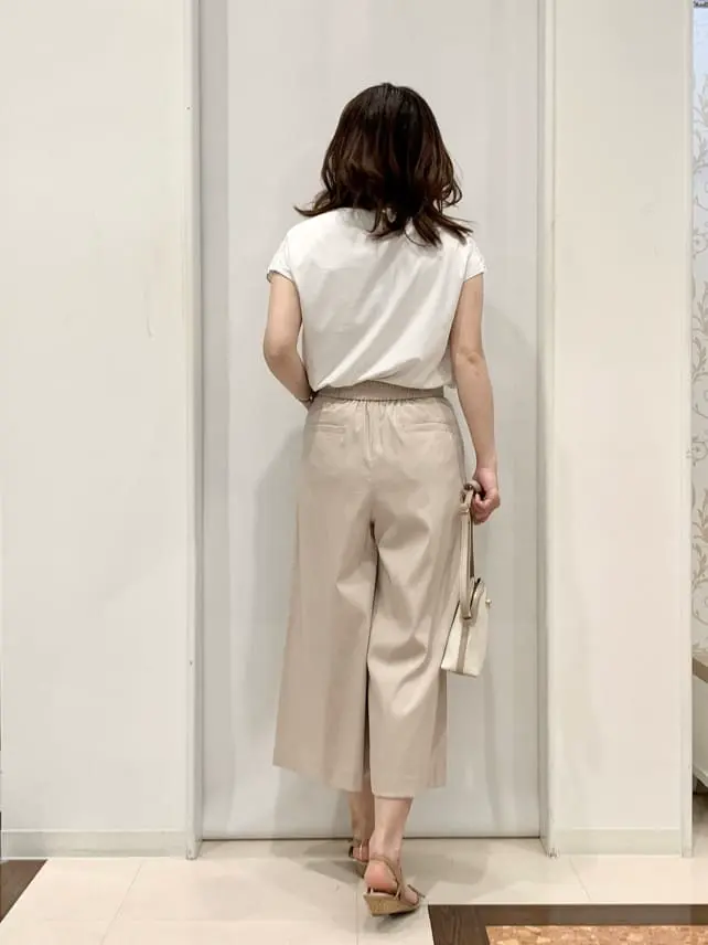 ANY SIS 横田 コーディネート画像