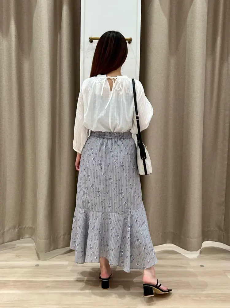 ANY SIS 瀬野 コーディネート画像