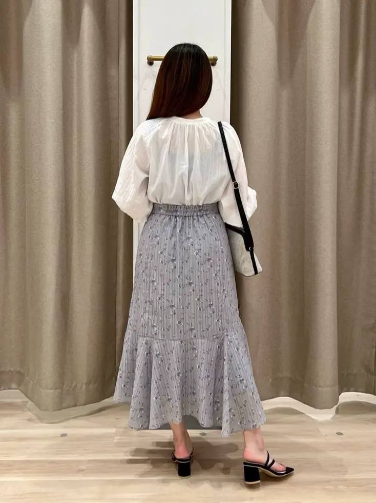 ANY SIS 瀬野 コーディネート画像