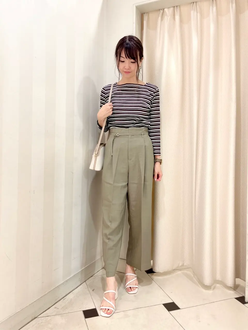 ANY SIS 金井 コーディネート画像