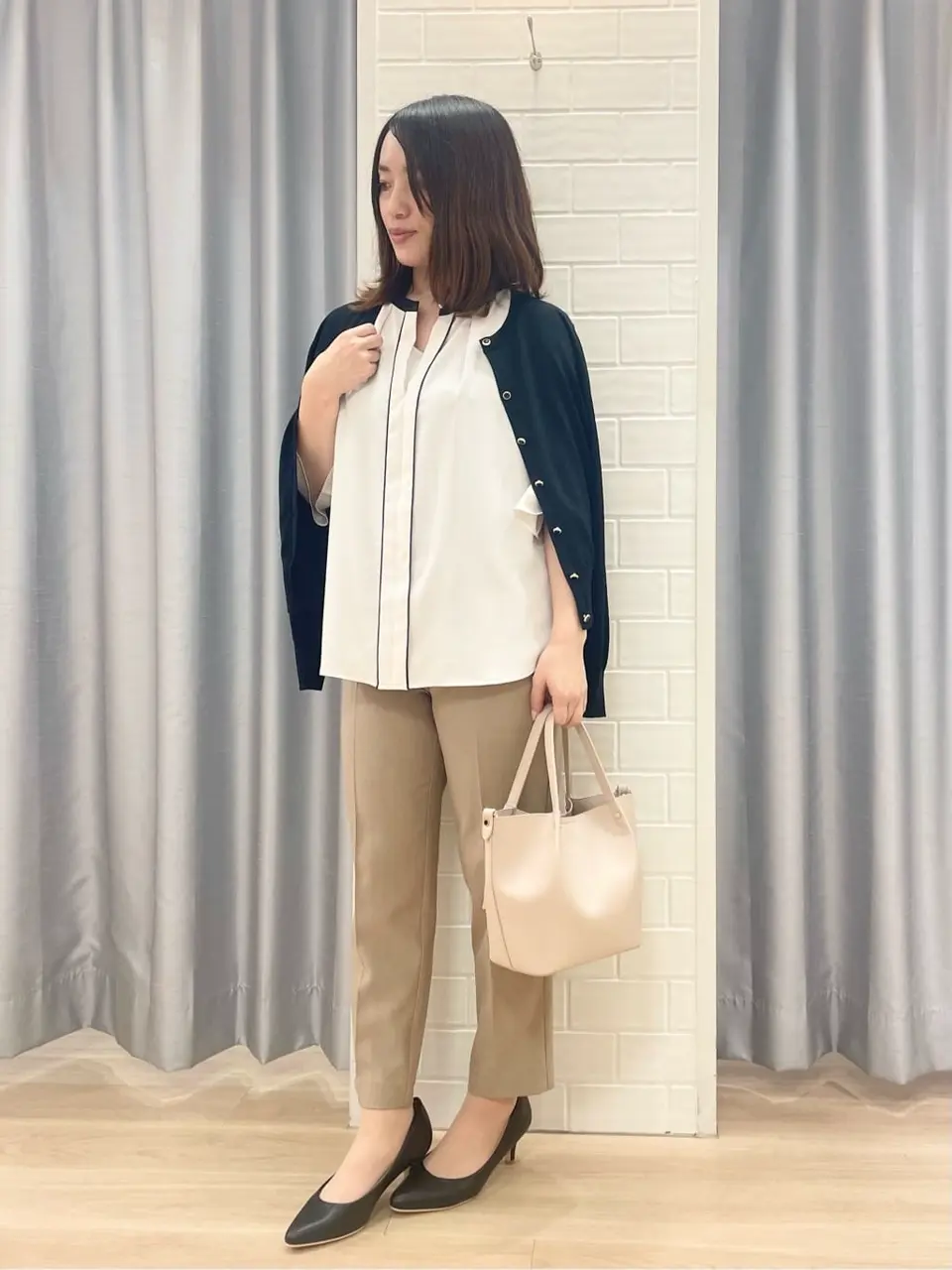 ANY SIS 丸岡 コーディネート画像