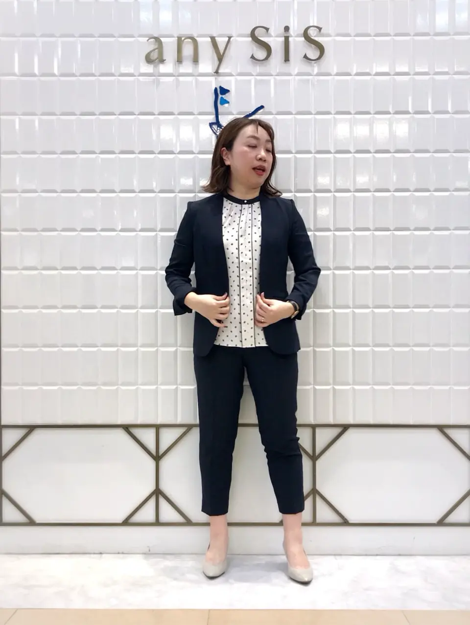 ANY SIS 中山 コーディネート画像