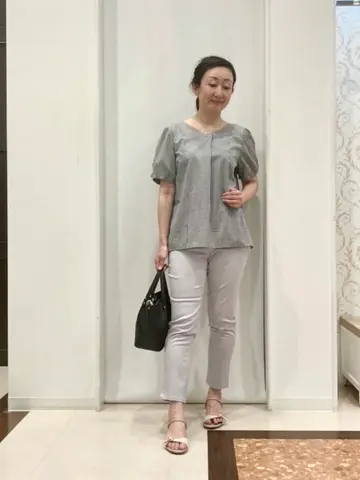 ANY SIS スタッフ コーディネート画像