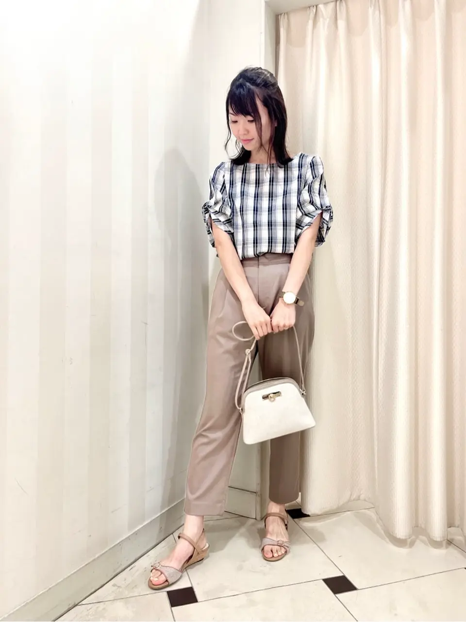 ANY SIS 金井 コーディネート画像