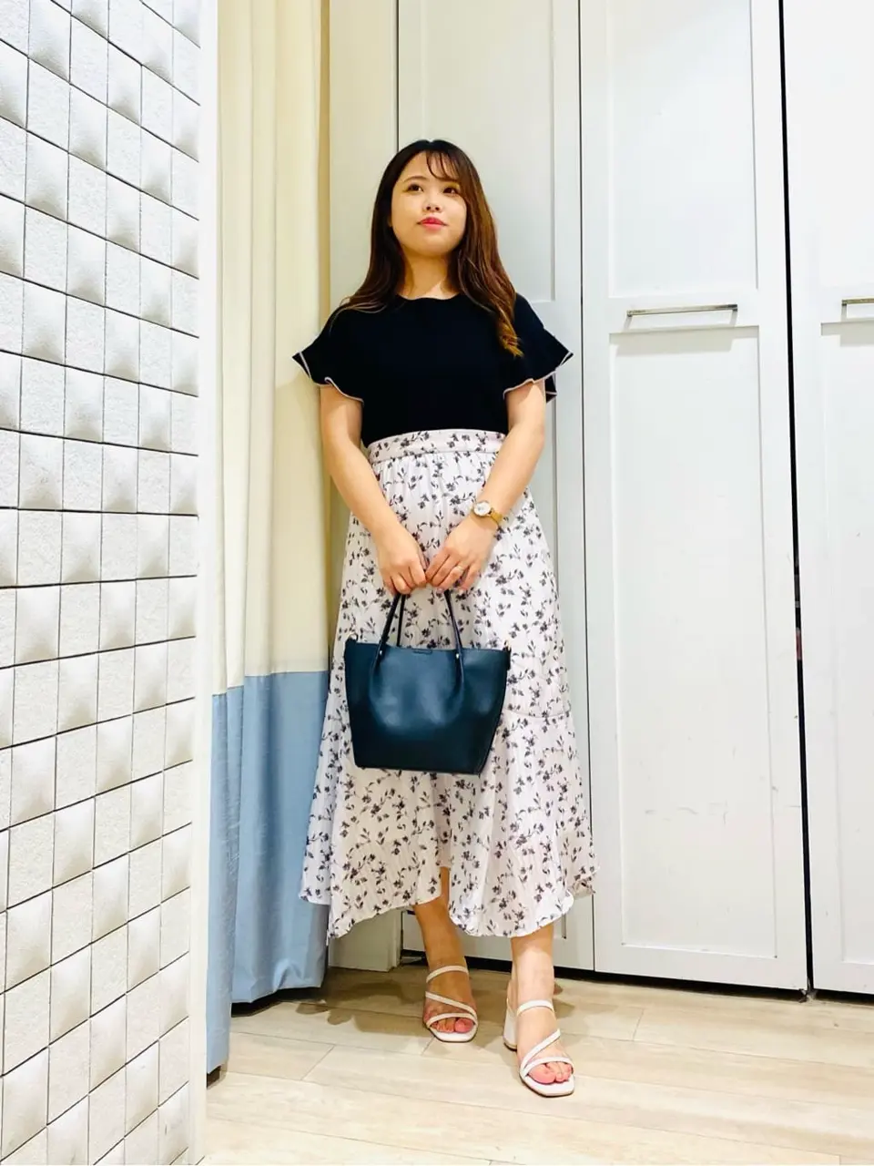 ANY SIS スタッフ コーディネート画像