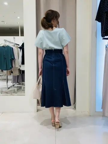 ANY SIS 川根　彩 コーディネート画像