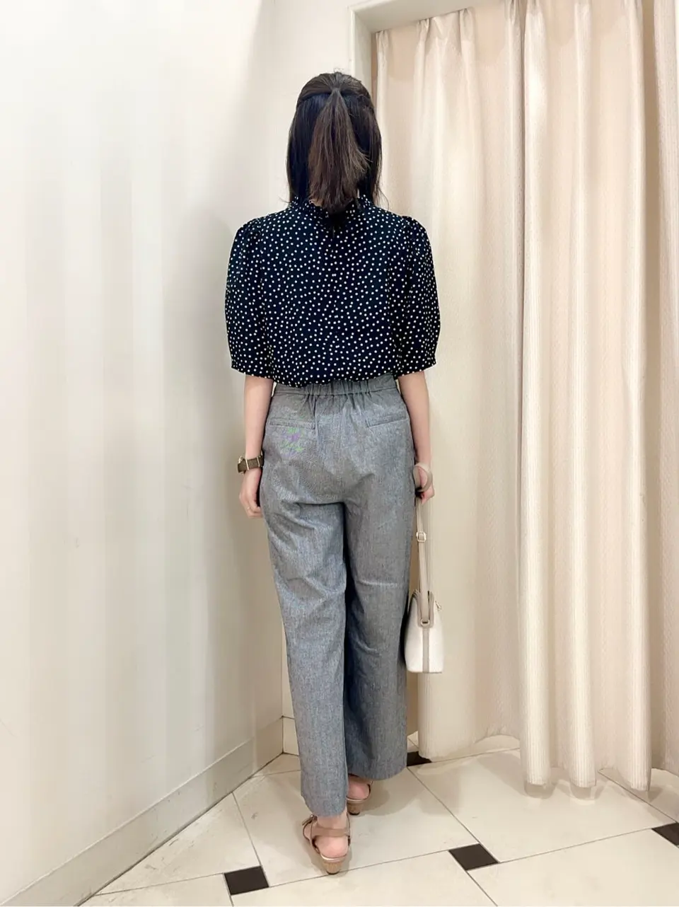 ANY SIS 金井 コーディネート画像