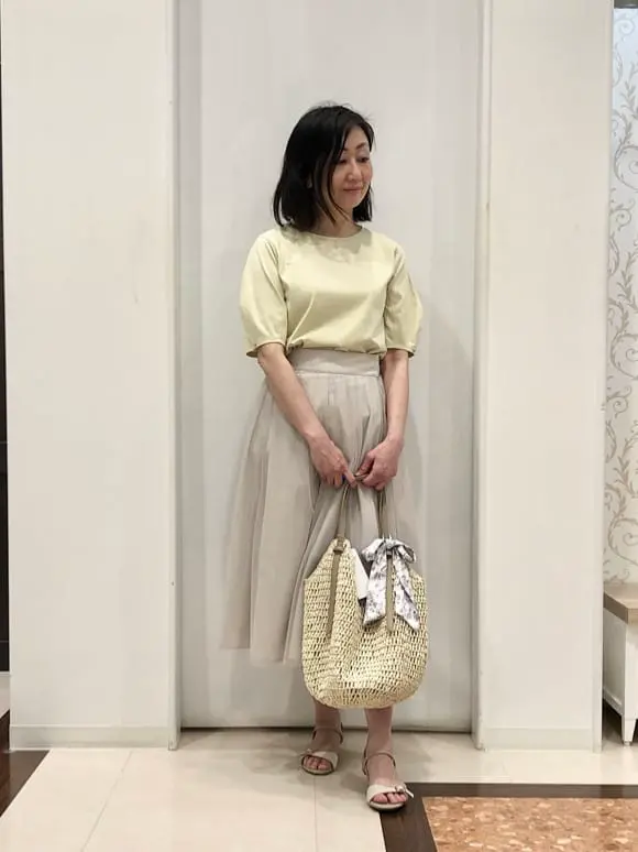 ANY SIS スタッフ コーディネート画像